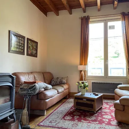 Gîte Hérisson, 3 pièces, 6 personnes - FR-1-489-247 Extérieur photo