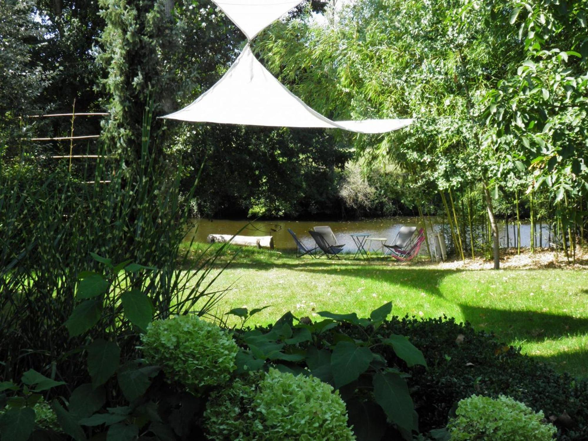 Ferienhaus Cosy En Bord De Riviere Avec Jardin, Proche Village Medieval, Ideal Famille, Animaux Acceptes - Fr-1-489-247 *